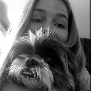 Meet your Posher, Abby